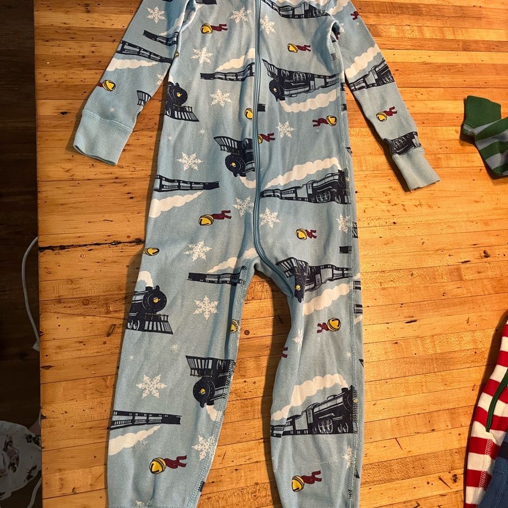 Hanna Andersson the polar express PLAY CLEAN 3t zipper organic cotton train bell
